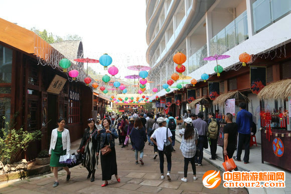 【资讯】齐云小镇:整合旅游产业链 打造“国际文旅游憩目的地”(图5) 【资讯】齐云小镇:整合旅游产业链 打造“国际文旅游憩目的地”(图5)